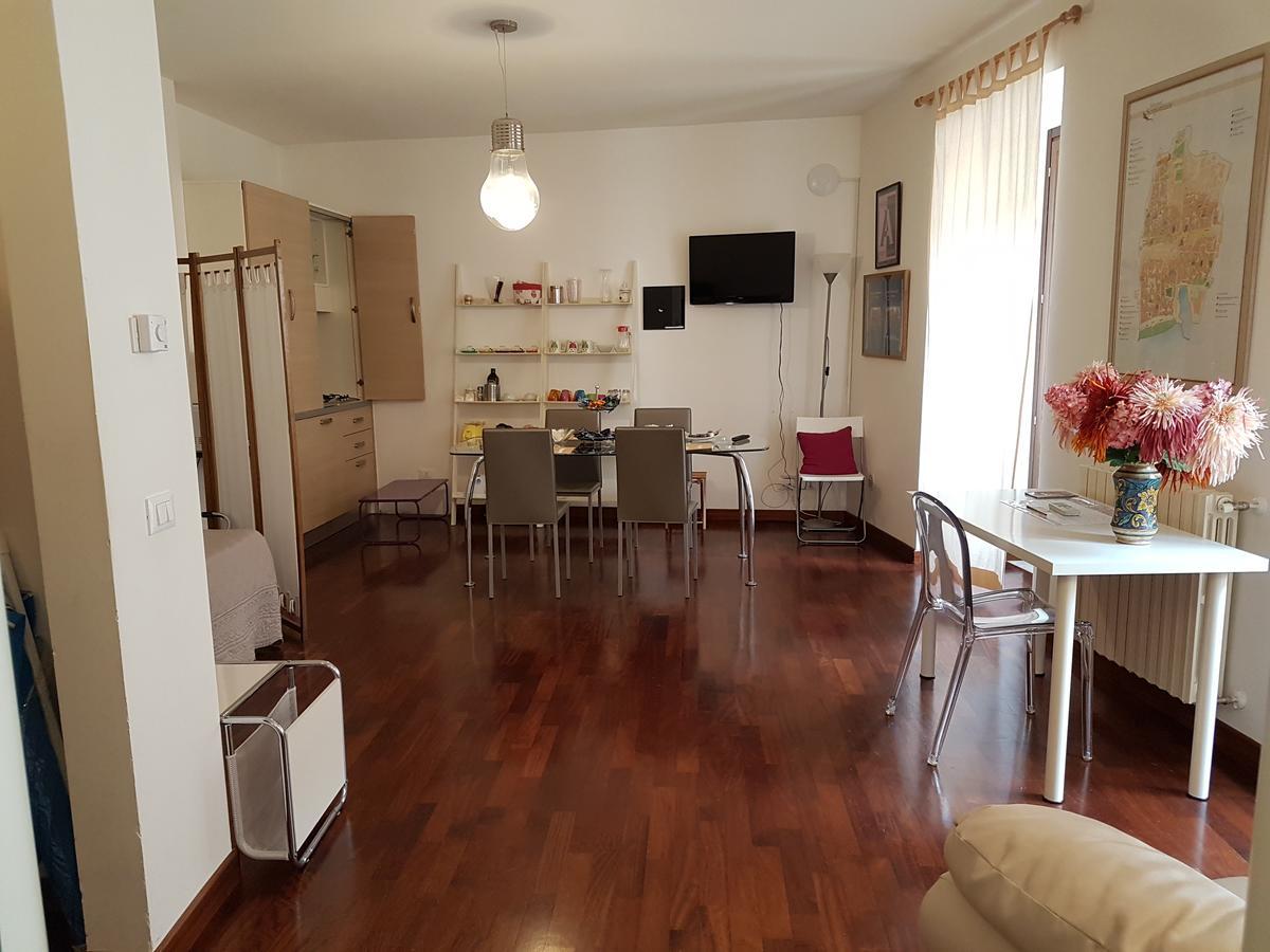 Ferienwohnung Bed & Parking Palermo Exterior foto