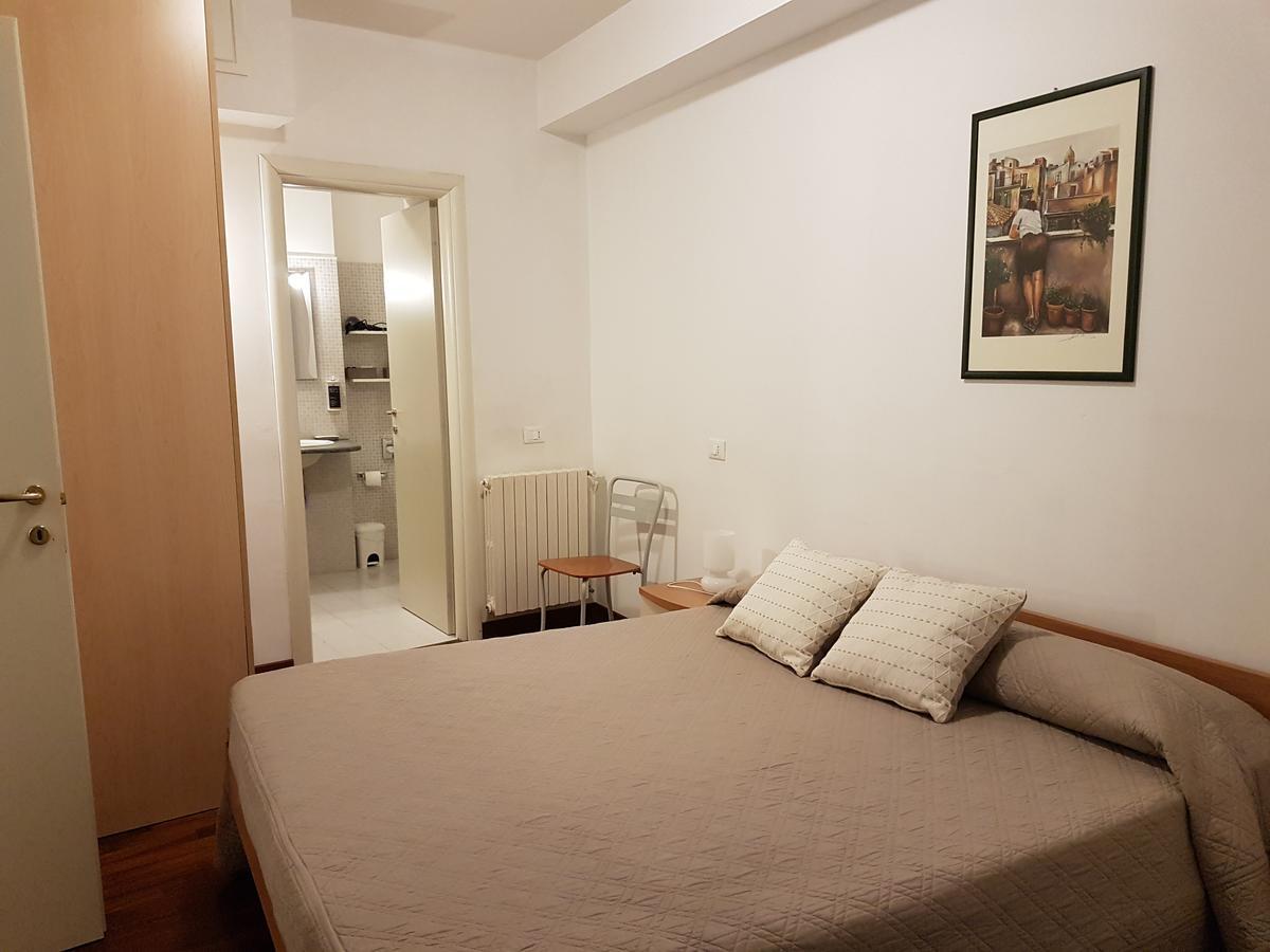 Ferienwohnung Bed & Parking Palermo Exterior foto
