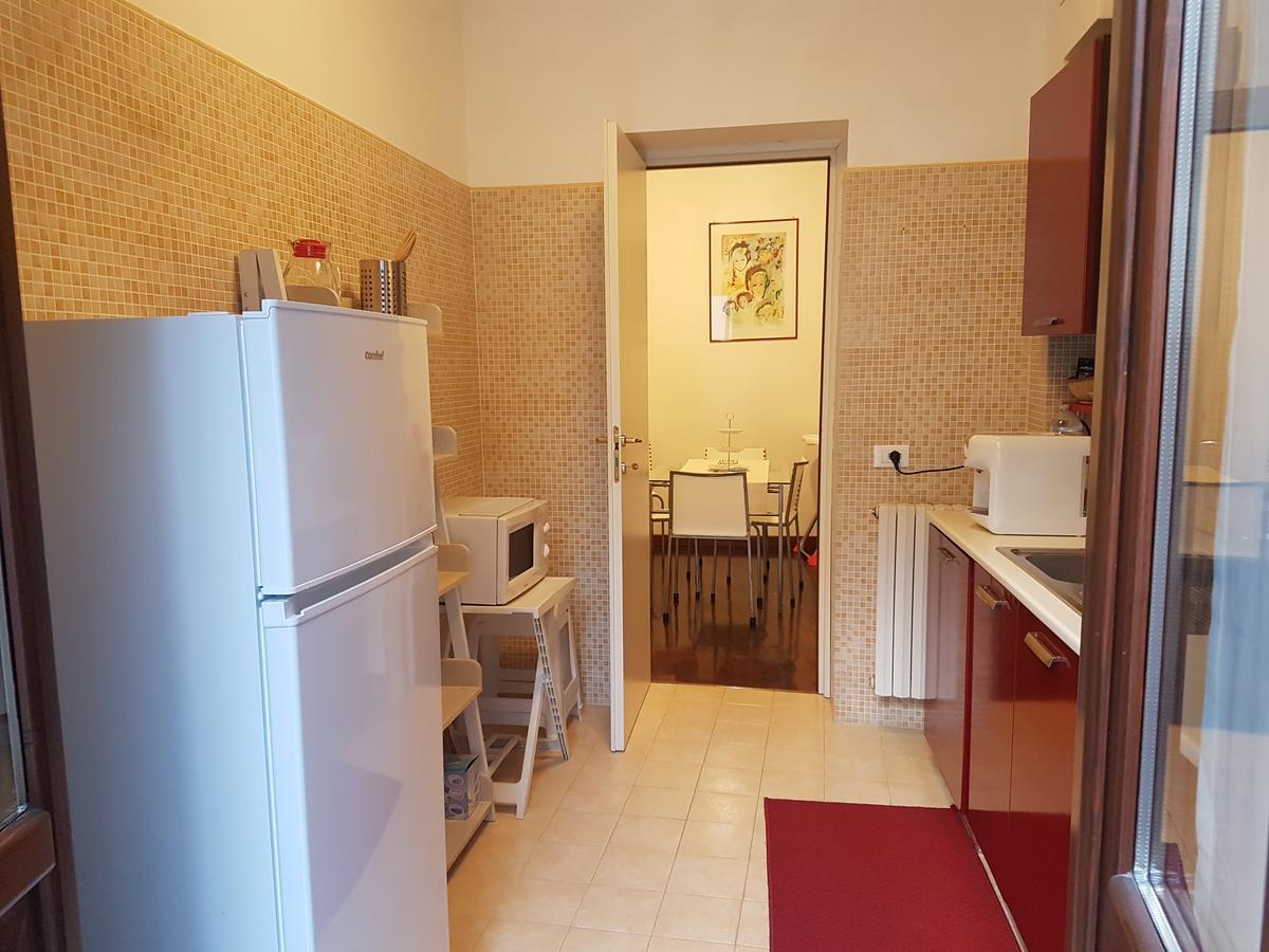 Ferienwohnung Bed & Parking Palermo Exterior foto