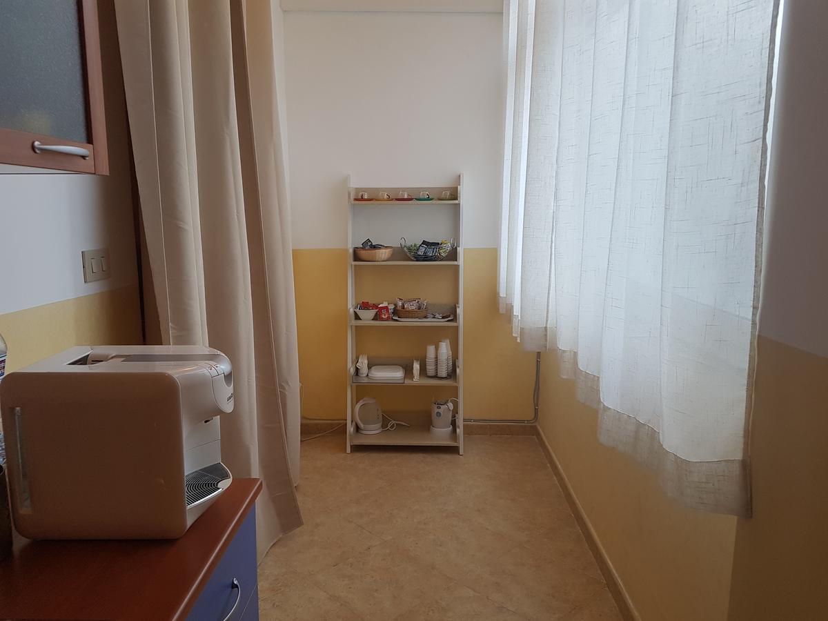 Ferienwohnung Bed & Parking Palermo Exterior foto